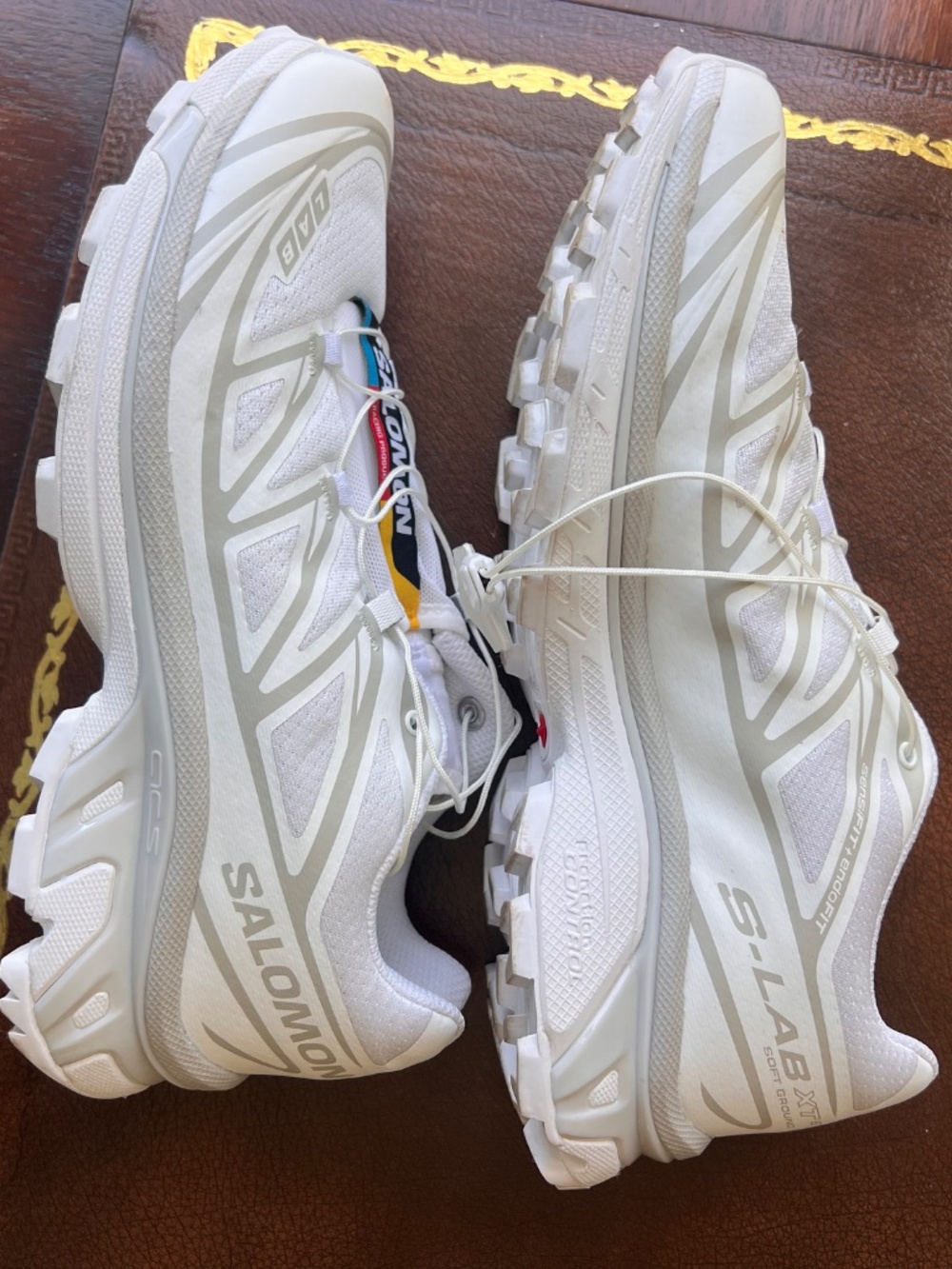 White Salomon XT-6 Sneakers Lunar White 8.5 Women’s - Picture 3 of 6